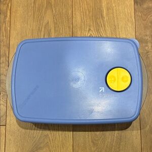 Tupperware Rock-N-Serve Microwave Container